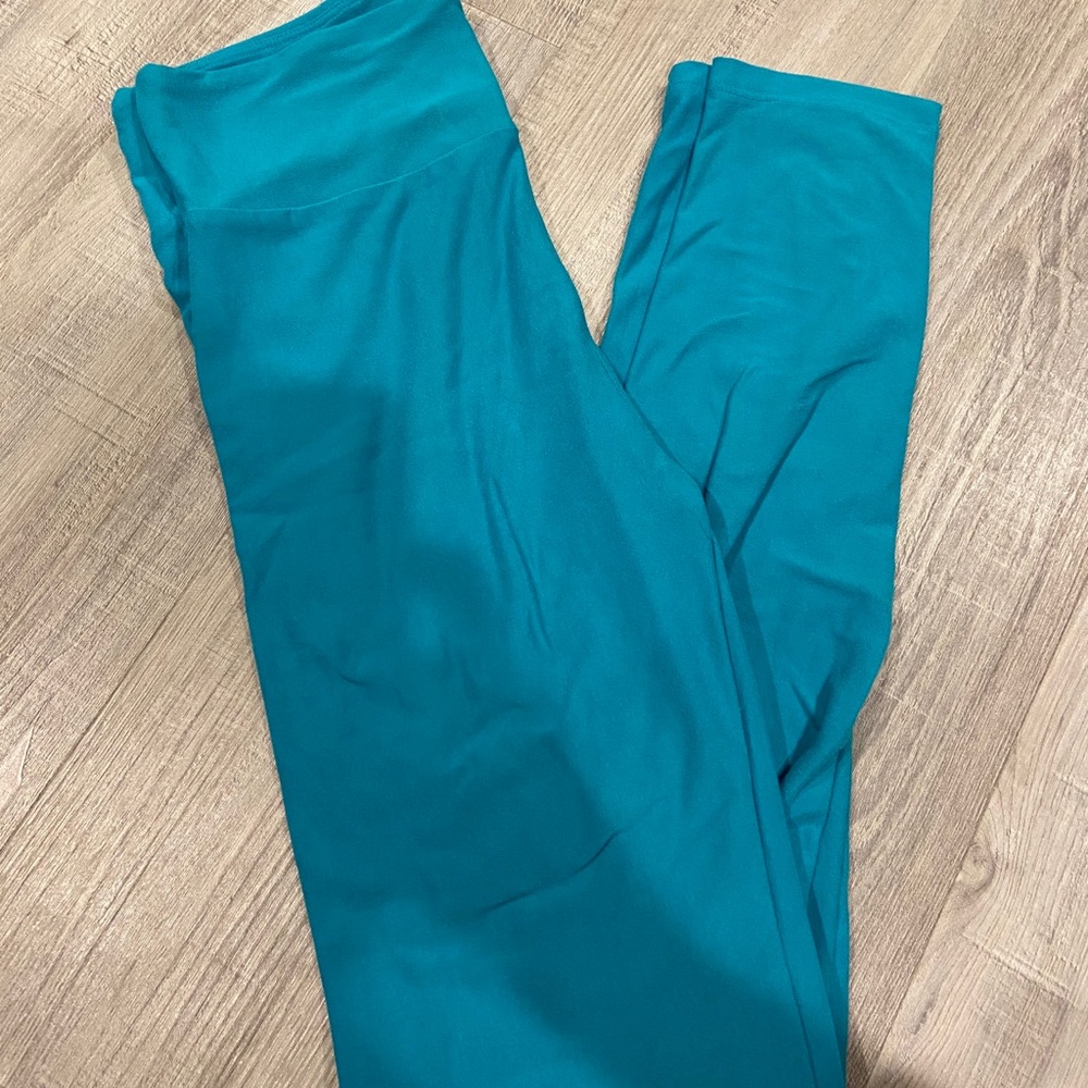 Lularoe OS Leggings - NWOT